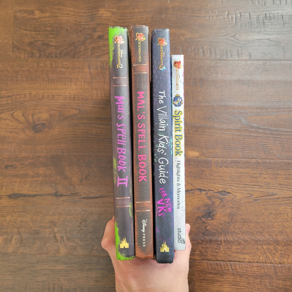 Descendants Books Bundle - Picture 2 of 2